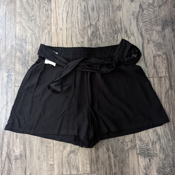 George Pants - 2/$15 ✨Paper Bag Shorts